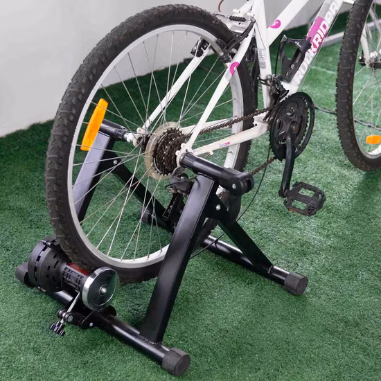 自転車アクセサリースチールエアロバイク Tranier ジムスポーツフィットネス機器